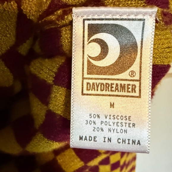 Daydreamer Fig Check Cropped Sweater Size Medium - Picture 9 of 11